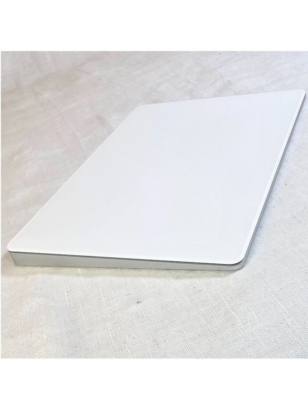 Apple Magic Force Touch Bluetooth Wireless Rechargeable Trackpad 2 A1535 White